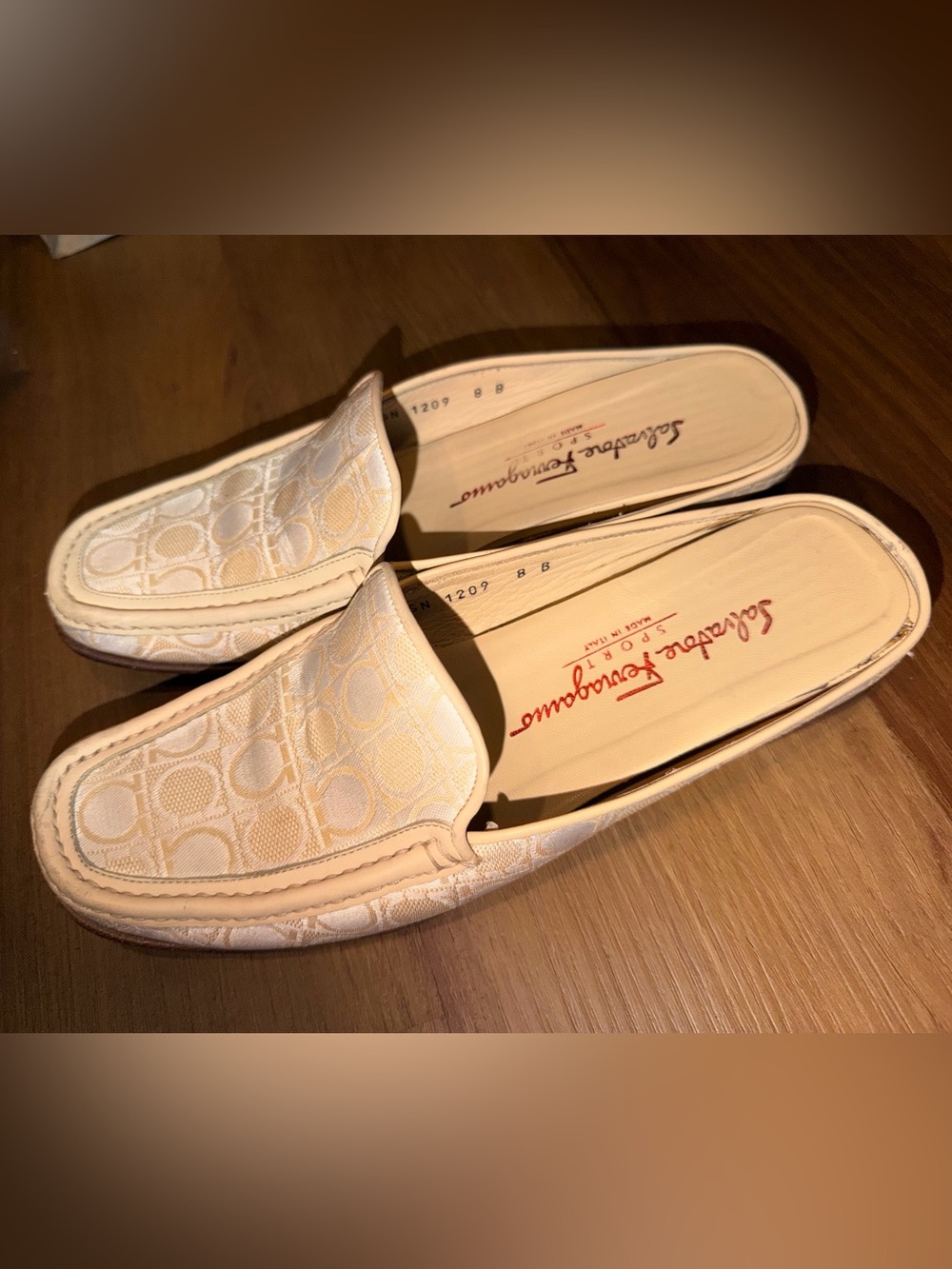 Salvatore Ferragamo Cream Tonal Logo Slip-On Loafers